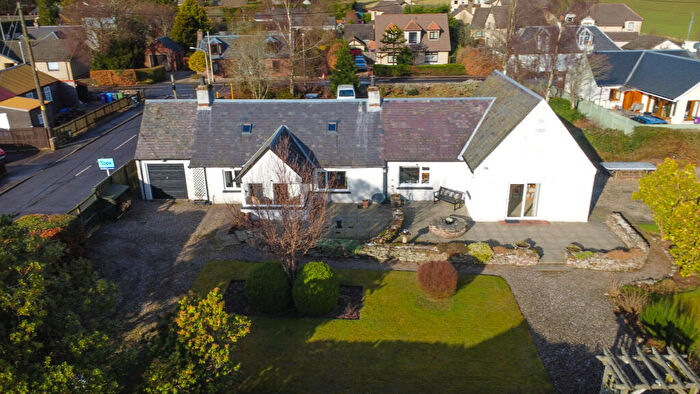 3 Bedroom Cottage For Sale In Roman Road, Kirriemuir, DD8