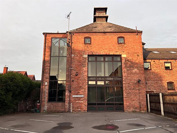 2 Bedroom Duplex For Sale In George Street, Newark, NG24