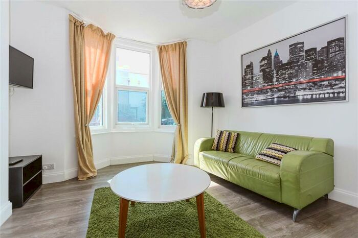 2 Bedroom Apartment To Rent In Daisy Road, Easton, Bristol, BS5