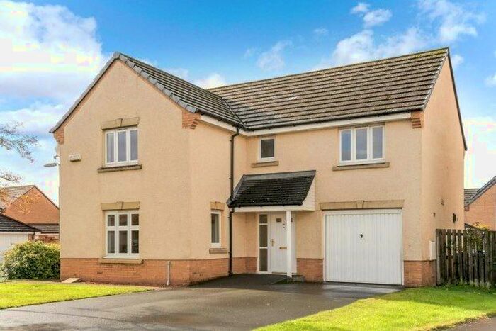 4 Bedroom Detached House To Rent In Reid Road, Bathgate, EH48