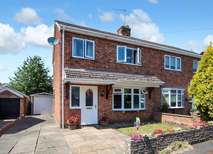 3 Bedroom Semi Detached House For Sale In Mease Close, Measham, DE12