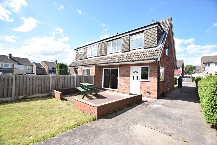 3 Bedroom Semi Detached House To Rent In Fosse Way, Garforth, Leeds, West Yorkshire, LS25