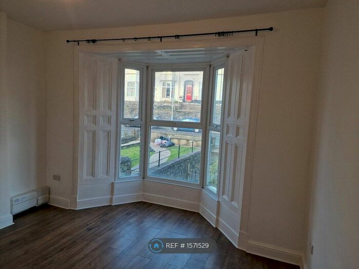 1 Bedroom Flat To Rent In King Edwards Road, Swansea, SA1
