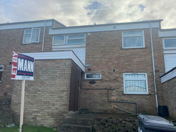 3 Bedroom House To Rent In Downs Road, Cantebury, CT2