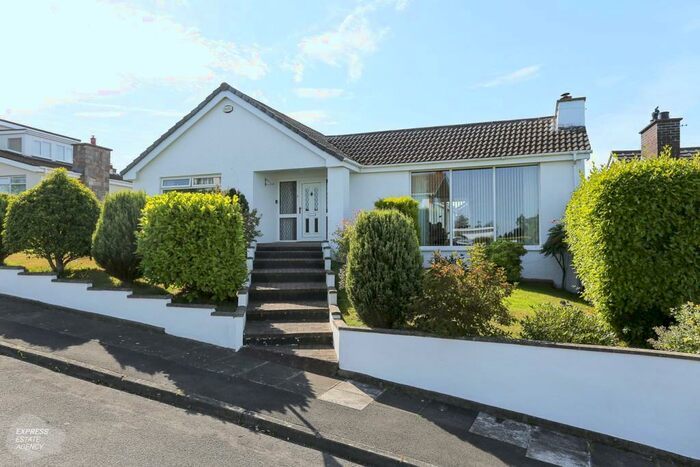 4 Bedroom Detached Bungalow For Sale In Towerview, Bangor, BT19