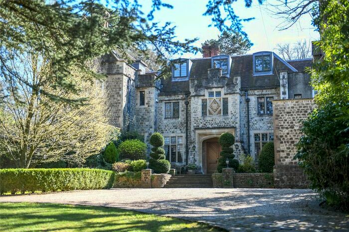 5 Bedroom Detached House For Sale In Church Road, Sundridge, Sevenoaks, Kent, TN14