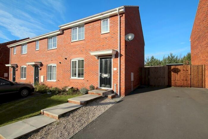 3 Bedroom Semi-Detached House To Rent In Brownley Road, Clipstone Village, Mansfield, Nottinghamshire, NG21