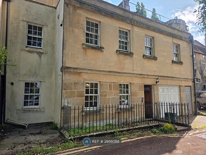 3 Bedroom Terraced House To Rent In Rossiter Road, Bath, BA2