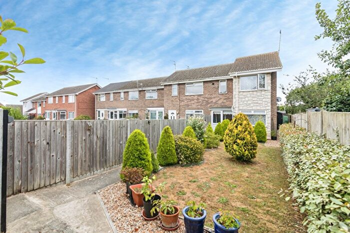 2 Bedroom End Terrace House For Sale In Catchpole Close, Kessingland, Lowestoft, NR33
