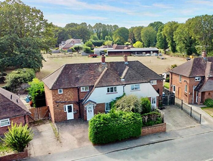 4 Bedroom Semi Detached House For Sale In Broadley Green, Windlesham, GU20