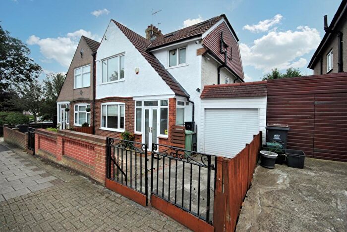 5 Bedroom Semi Detached House To Rent In Kynaston Road Bromley, BR1