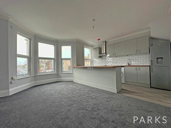 4 Bedroom Maisonette To Rent In Boundary Road, Portslade, BN3