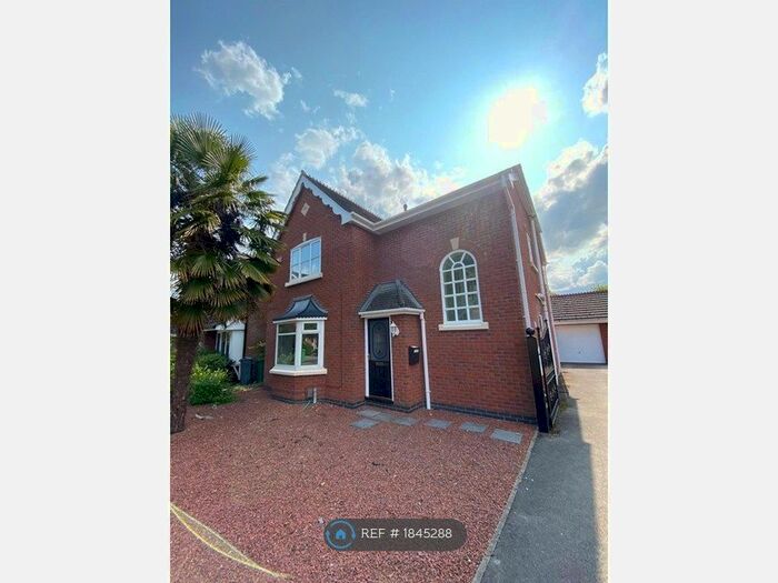 4 Bedroom Detached House To Rent In Bronington Close, Manchester, M22