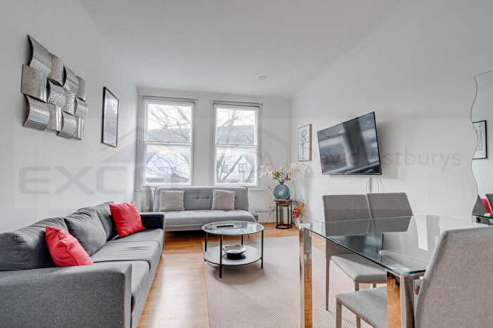 4 Bedroom Apartment To Rent In Loveridge Road, Kilburn, London, NW6