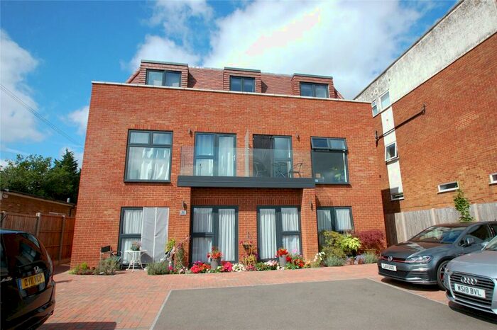 2 Bedroom Apartment To Rent In Francis Court, Chiltern Avenue, Amersham, HP6