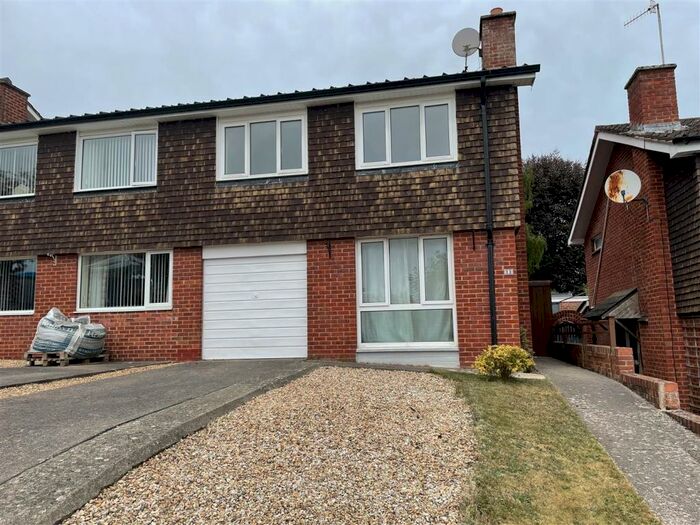 3 Bedroom Semi-Detached House To Rent In Newhayes Close, Exeter, EX2