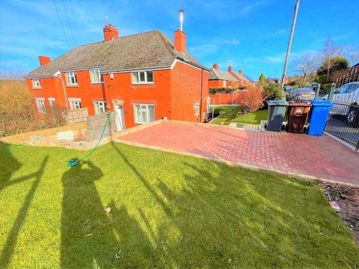 4 Bedroom Semi-Detached House To Rent In Burton Lane, Oughtibridge, Sheffield, S35