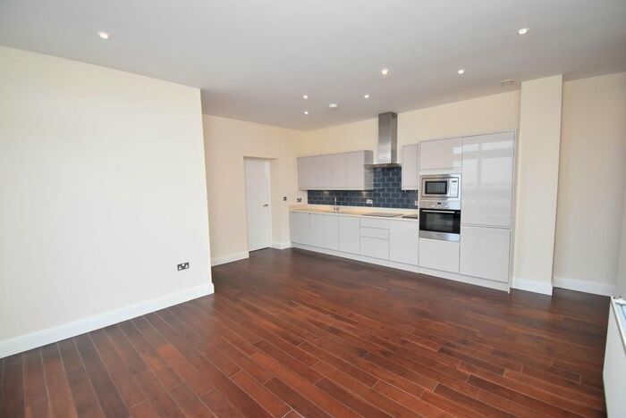 2 Bedroom Flat To Rent In Park Street, The Panorama Park Street, TN24
