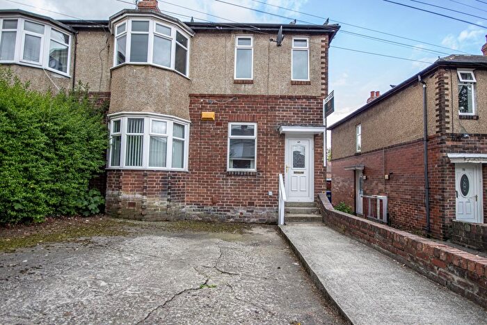 3 Bedroom Flat For Sale In Castleside Road, Newcastle Upon Tyne, Tyne And Wear, NE15