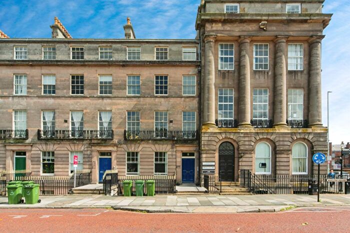 2 Bedroom Flat To Rent In Hamilton Square, Birkenhead, CH41