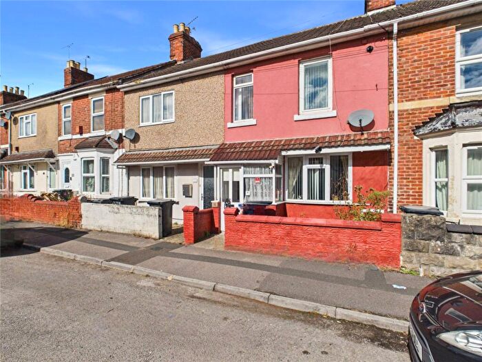 3 Bedroom Terraced House For Sale In Dean Street, Town Centre, Swindon, Wiltshire, SN1