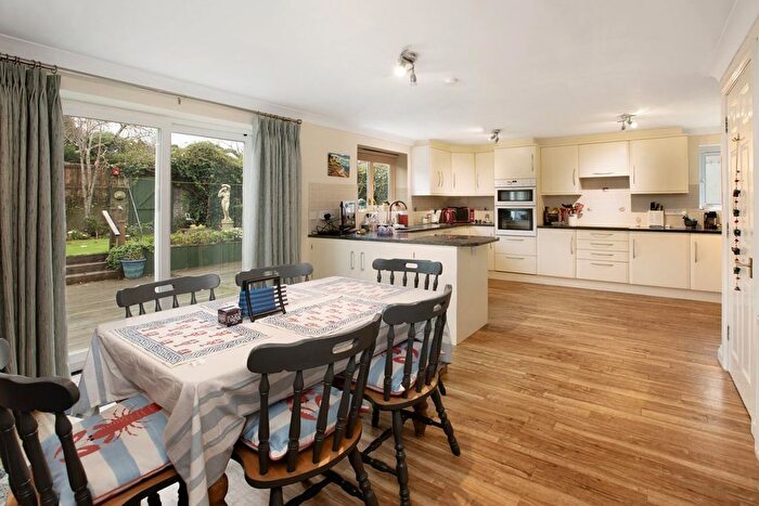 5 Bedroom Detached House For Sale In Cedar Close, Teignmouth, TQ14