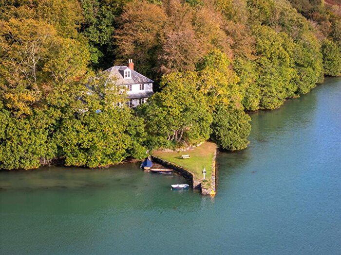 4 Bedroom Detached House For Sale In Trenant Point, Looe, PL13