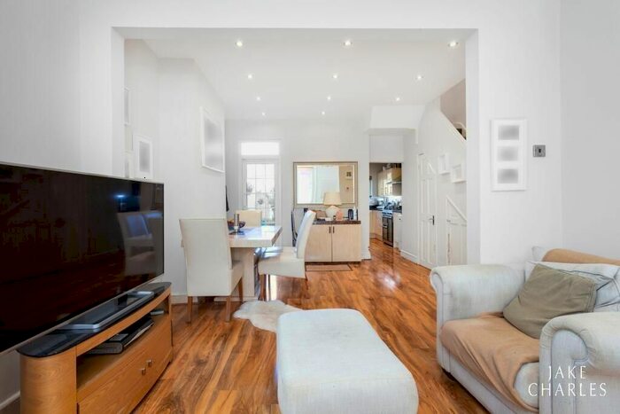 3 Bedroom Property To Rent In Baronet Grove, London, N17