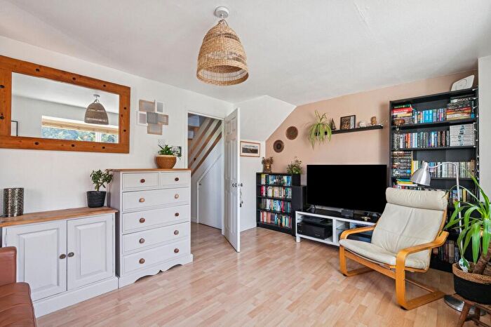 2 Bedroom Apartment For Sale In Katherines Court, Ampthill, MK45