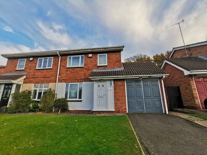 3 Bedroom Semi-Detached House To Rent In Newman Way, Rednal, B45
