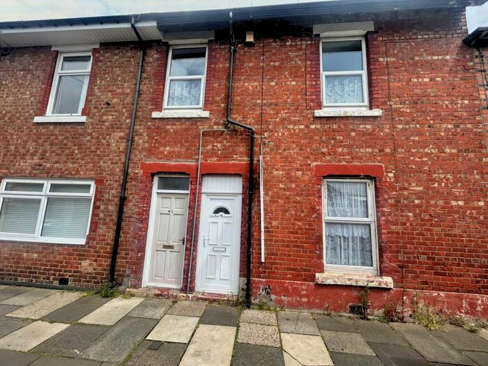 2 Bedroom Flat To Rent In Gatacre Street, Blyth, Northumberland, NE24