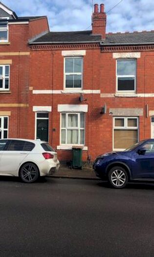 3 Bedroom Property To Rent In Poplar Road, Earlsdon, Coventry, CV5