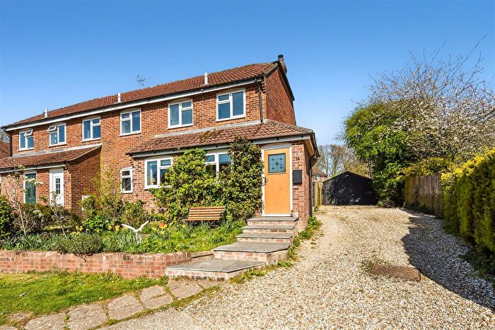 3 Bedroom End Of Terrace House For Sale In Tibb's Meadow, Upper Chute, Andover, SP11