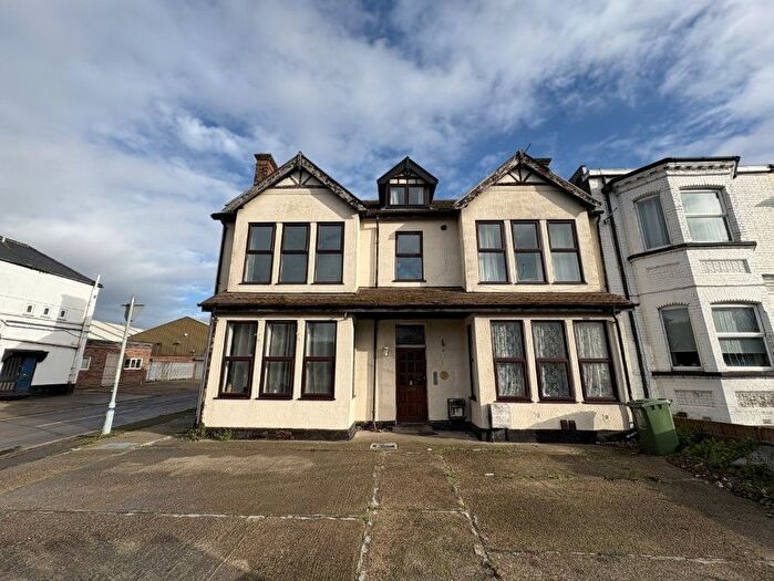 1 Bedroom Flat For Sale In Flat, Helen House, Southtown Road, Great Yarmouth, Norfolk, NR31