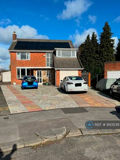 4 Bedroom Detached House To Rent In Newnham Rise, Shirley, Solihull, B90