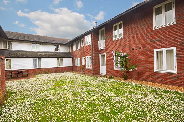 1 Bedroom Flat To Rent In Rooms Available At The Forum, CB1