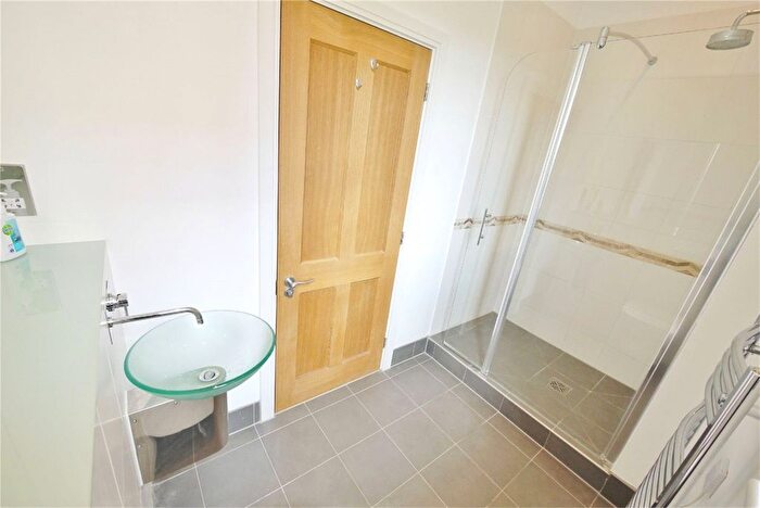 2 Bedroom Flat For Sale In Kavanagh Court, The Galleries, Warley, Brentwood, CM14