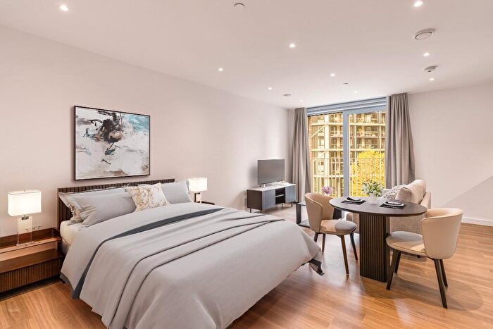 Studio To Rent In Nine Elms Lane, London, SW11