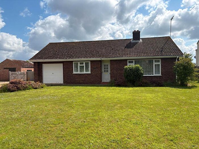 2 Bedroom Detached House For Sale In Damgate Road, Holbeach, PE12
