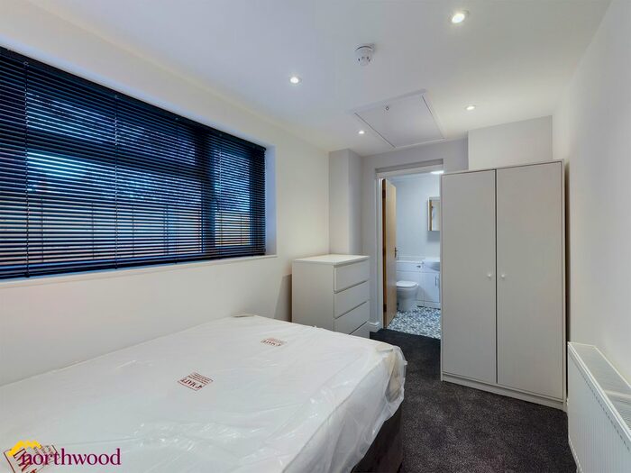 1 Bedroom Flat To Rent In West Street, Banbury, OX16