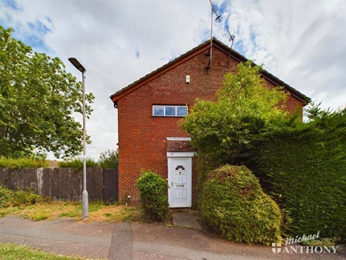 1 Bedroom Terraced House To Rent In Orwell Drive, Aylesbury, HP21