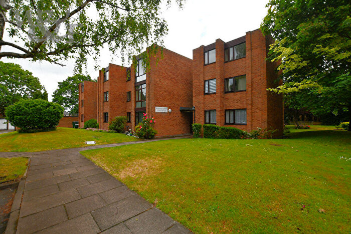 2 Bedroom Flat For Sale In Chester Road, Birmingham, B24