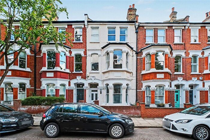 1 Bedroom Detached House For Sale In Calabria Road, Highbury, London, N5