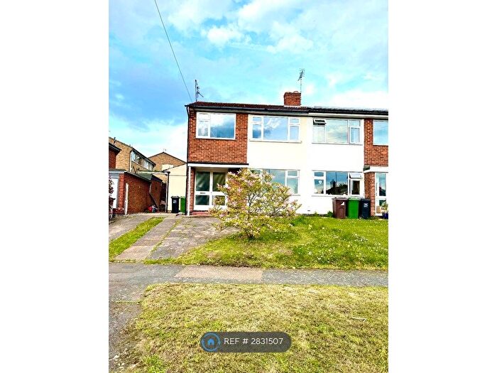 3 Bedroom Semi Detached House To Rent In Tiverton Road, Loughborough, LE11