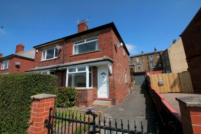 2 Bedroom Semi-Detached House To Rent In Church Road, Birstall, Batley, WF17