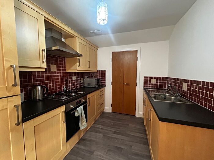 1 Bedroom Flat To Rent In Stepney Road, Burry Port, SA16