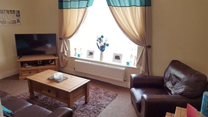 1 Bedroom Flat To Rent In Woodfield Street, Morriston, SA6