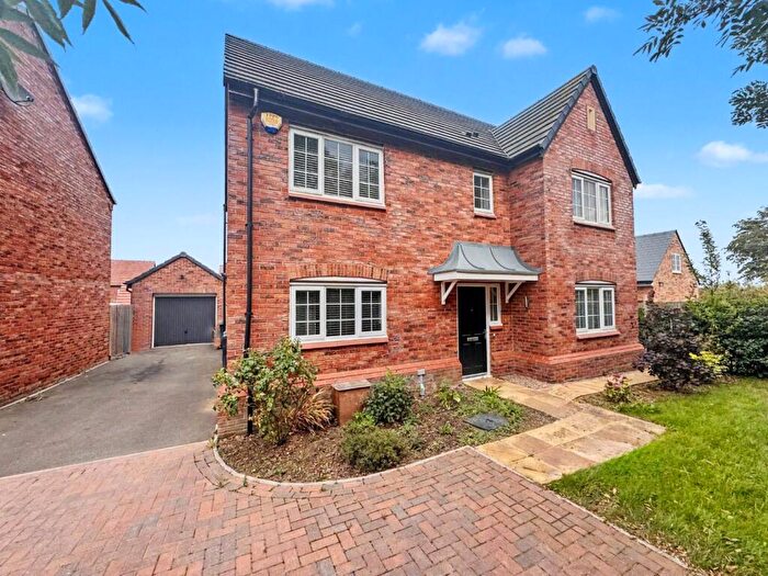 4 Bedroom Detached House For Sale In Preston Close, Houlton, Rugby, CV23