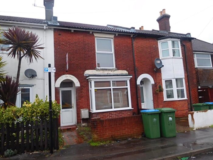 5 Bedroom Property To Rent In Padwell Road, Southampton, SO14