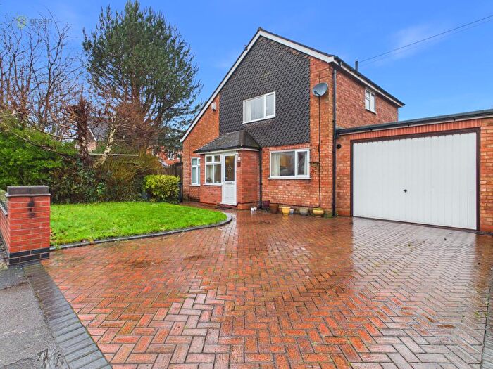 4 Bedroom Detached House For Sale In Silvermead Road, Sutton Coldfield, B73